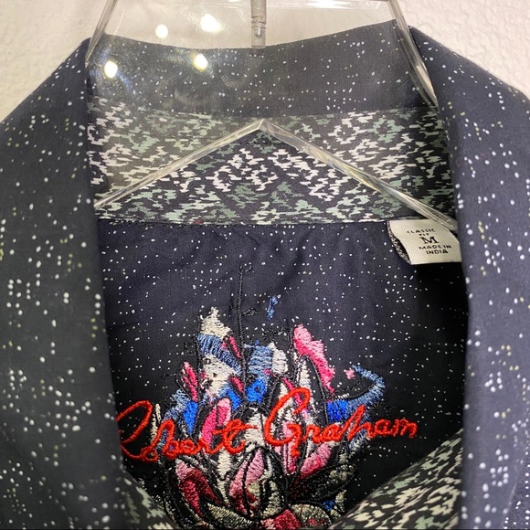 NWT Robert Graham Beehler Button Up - Picture 5 of 6